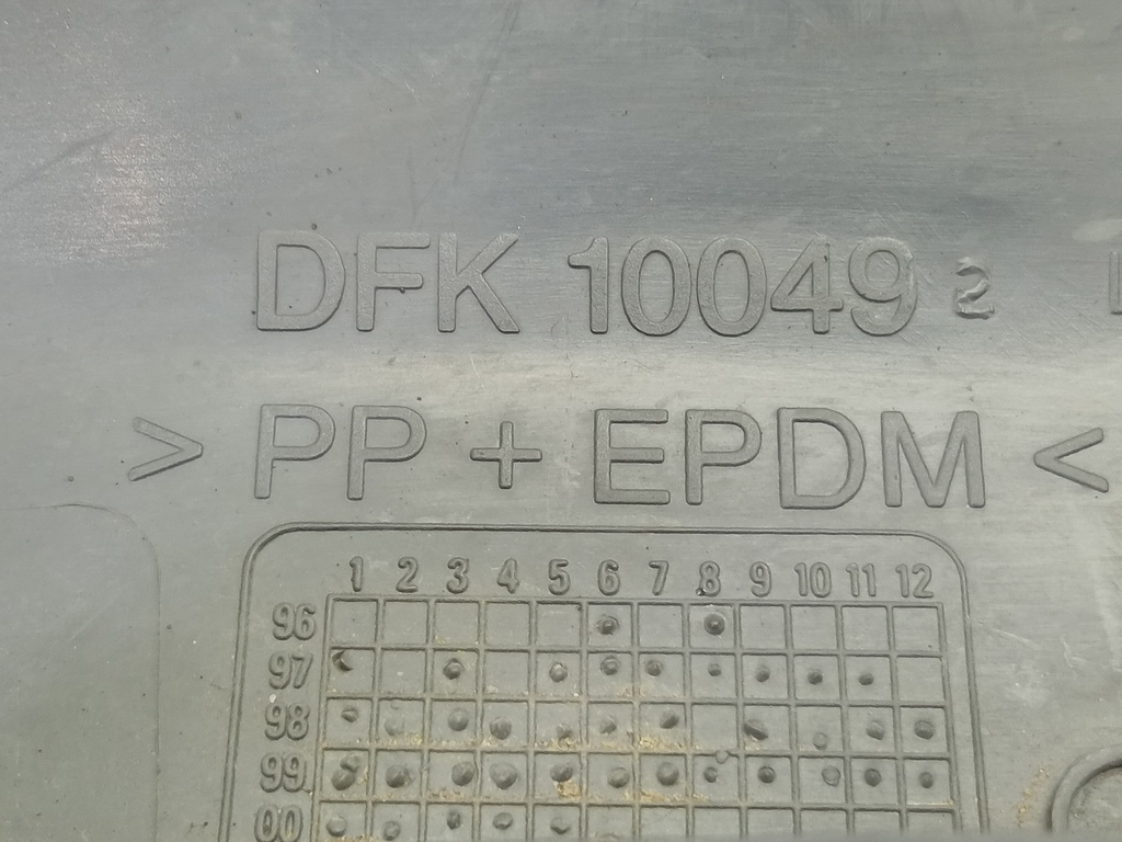 накладка крыла заднего LAND ROVER FREELANDER  DFK100492LDA, 750 рублей, Москва