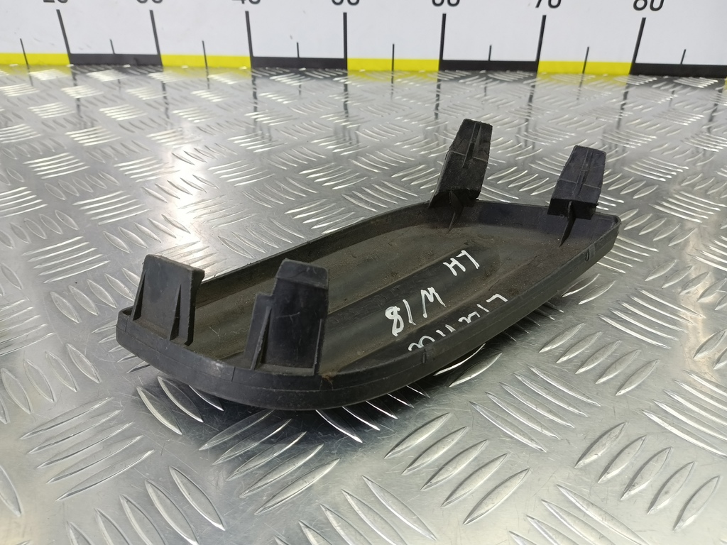 накладка бампера переднего SUZUKI LIANA 1.6 MT (106 л.с.)Liana  I рестайлинг (2004—2008) Универсал 7171654GA15PK, 1090 рублей, Москва