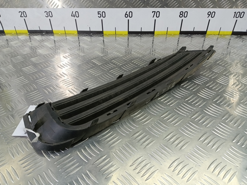 накладка бампера переднего Opel Insignia  6400653, 1210 рублей, Москва