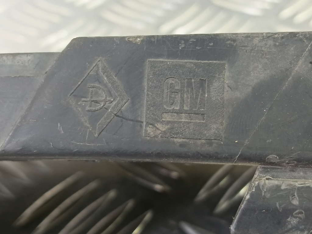 накладка бампера переднего Opel Insignia  6400653, 1210 рублей, Москва