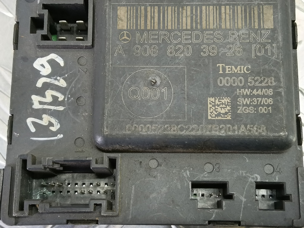 блок комфорта MERCEDES-BENZ Sprinter  A9068203926, 750 рублей, Москва