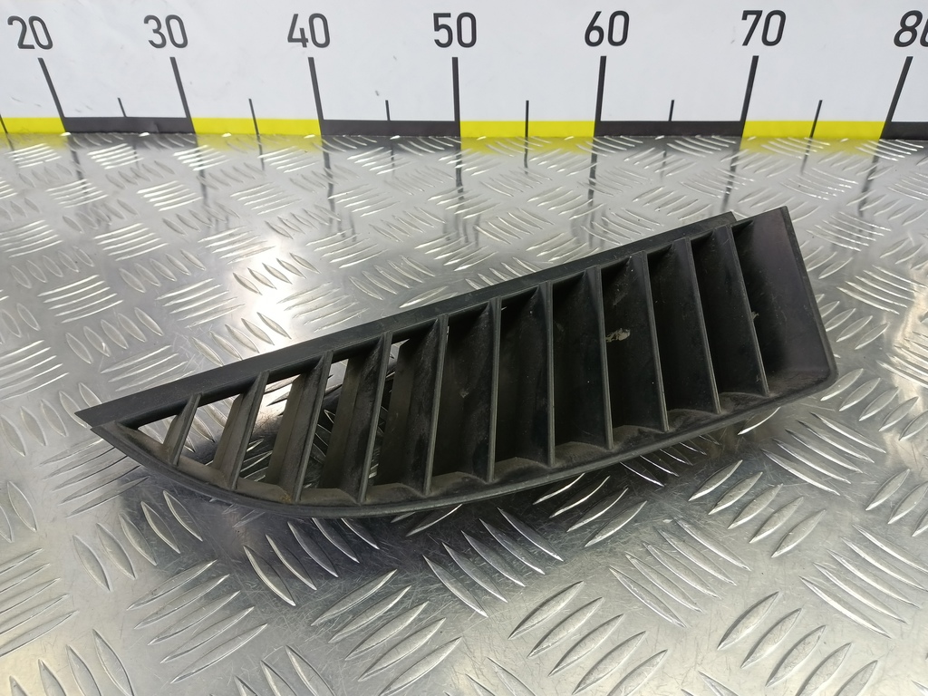 решетка радиатора MITSUBISHI COLT  MN127774XA, 2010 рублей, Москва