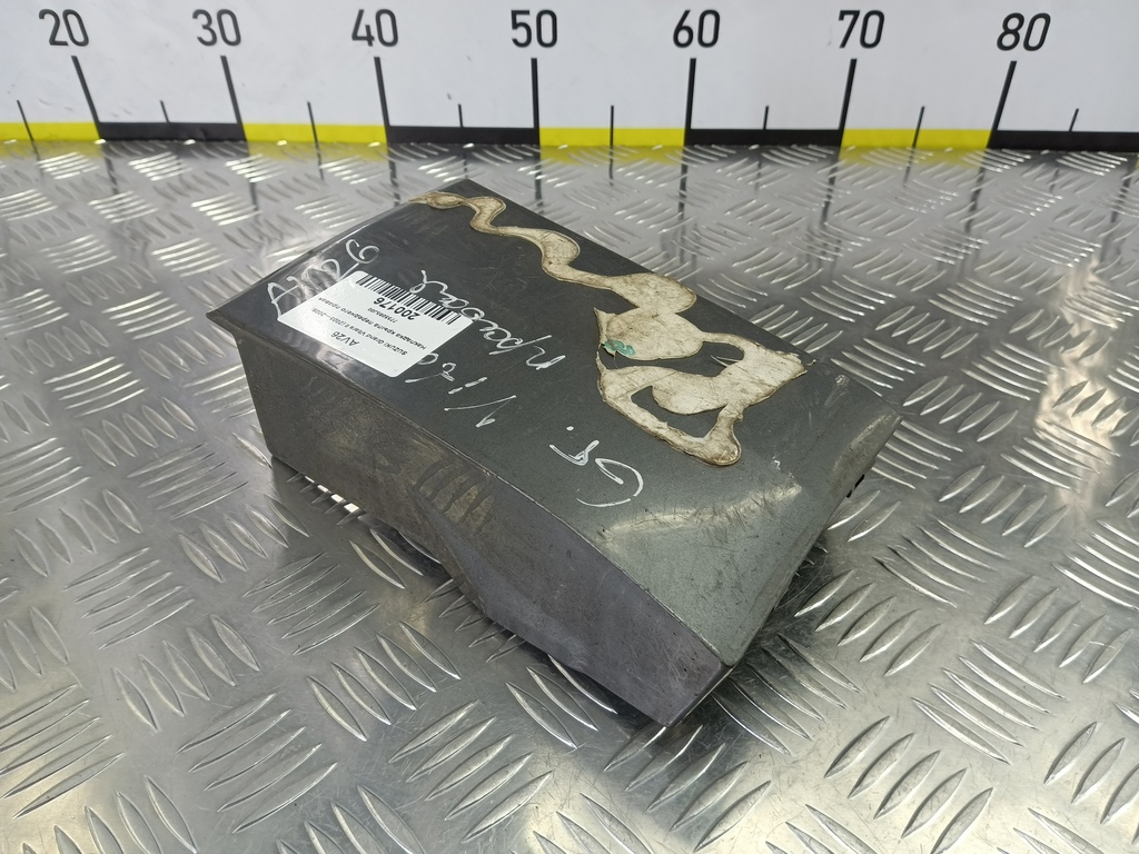 накладка крыла переднего SUZUKI Grand Vitara 2.4 MT (169 л.с.)Grand Vitara  II (2005—2008) Внедорожник 7755065J00, 2010 рублей, Москва