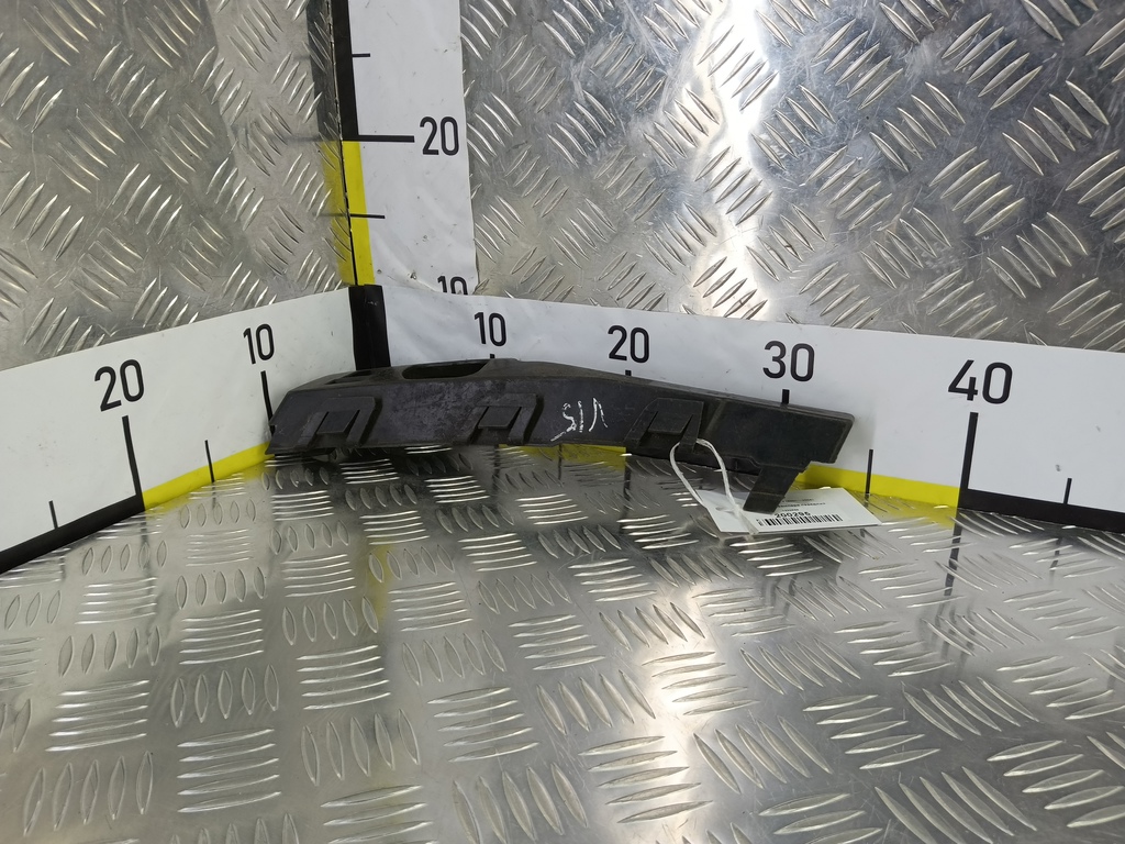 кронштейн бампера HONDA CR-V 2.0 AT (150 л.с.)CR-V  II (2001—2004) Внедорожник 1335699, 630 рублей, Москва