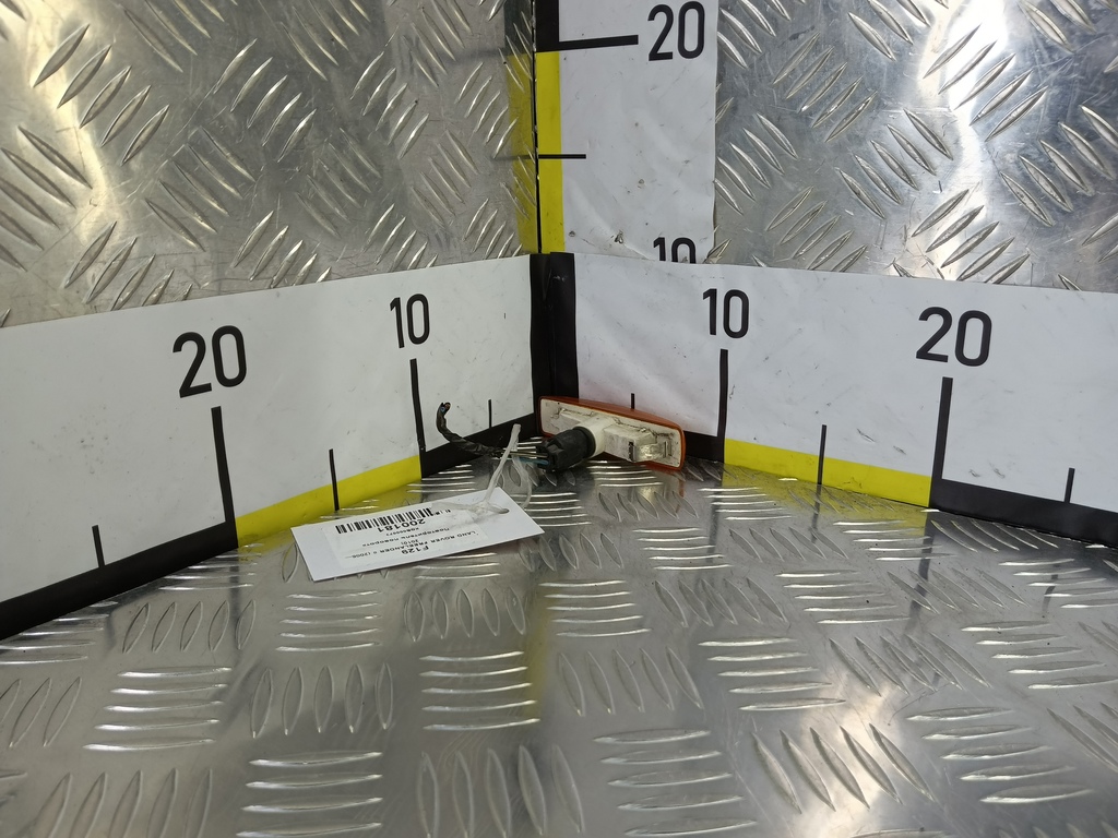 повторитель поворота LAND ROVER FREELANDER  XGB000072, 520 рублей, Москва