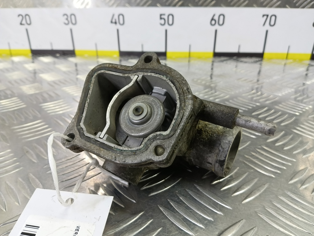 корпус термостата MERCEDES-BENZ Vito  A6112000715, 860 рублей, Москва