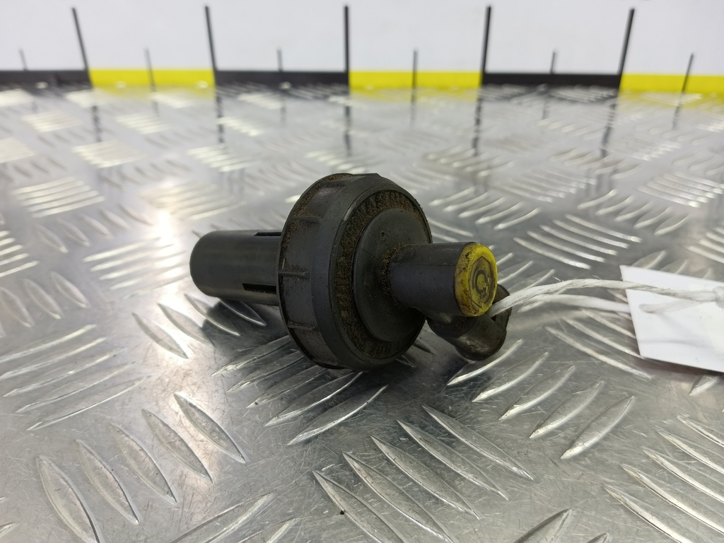 крышка бачка тормозного Renault Kangoo  8200015498, 750 рублей, Москва