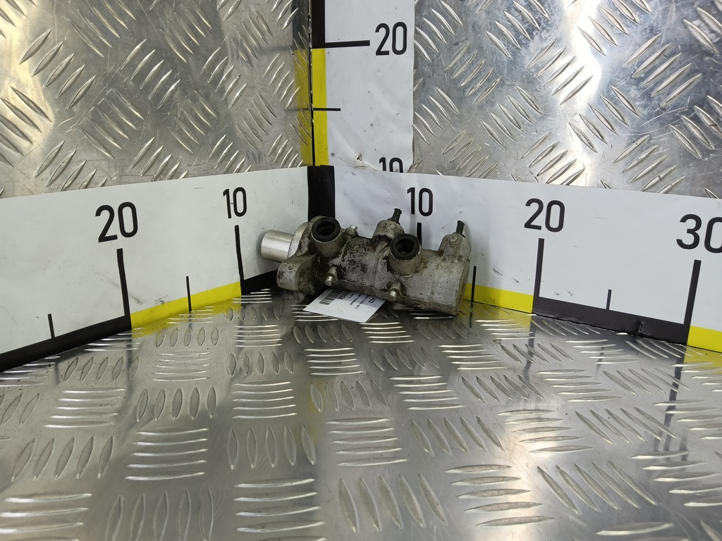 цилиндр тормозов Peugeot Boxer  4601T6, 2700 рублей, Москва