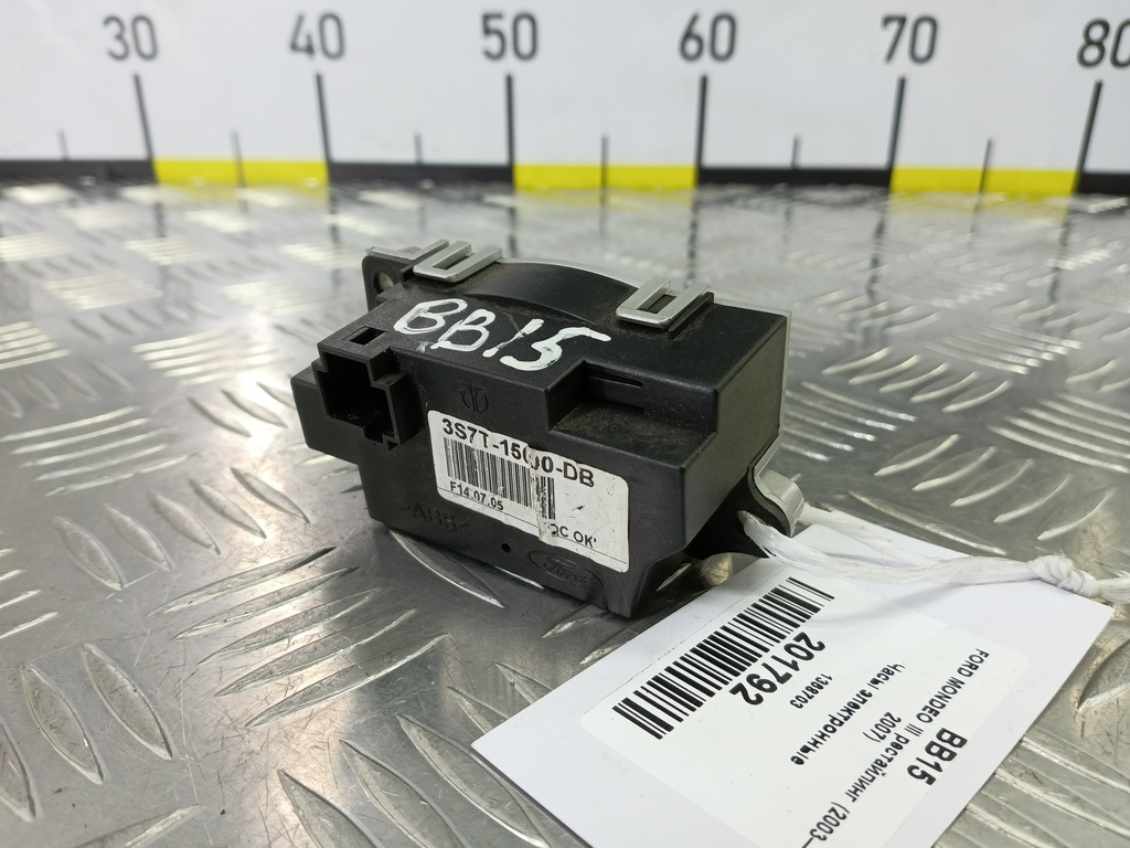 часы электронные FORD MONDEO Mondeo 1368703, 1090 рублей, Москва