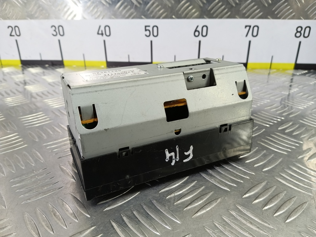 дисплей информационный MITSUBISHI Space Star  MR381289, 1320 рублей, Москва