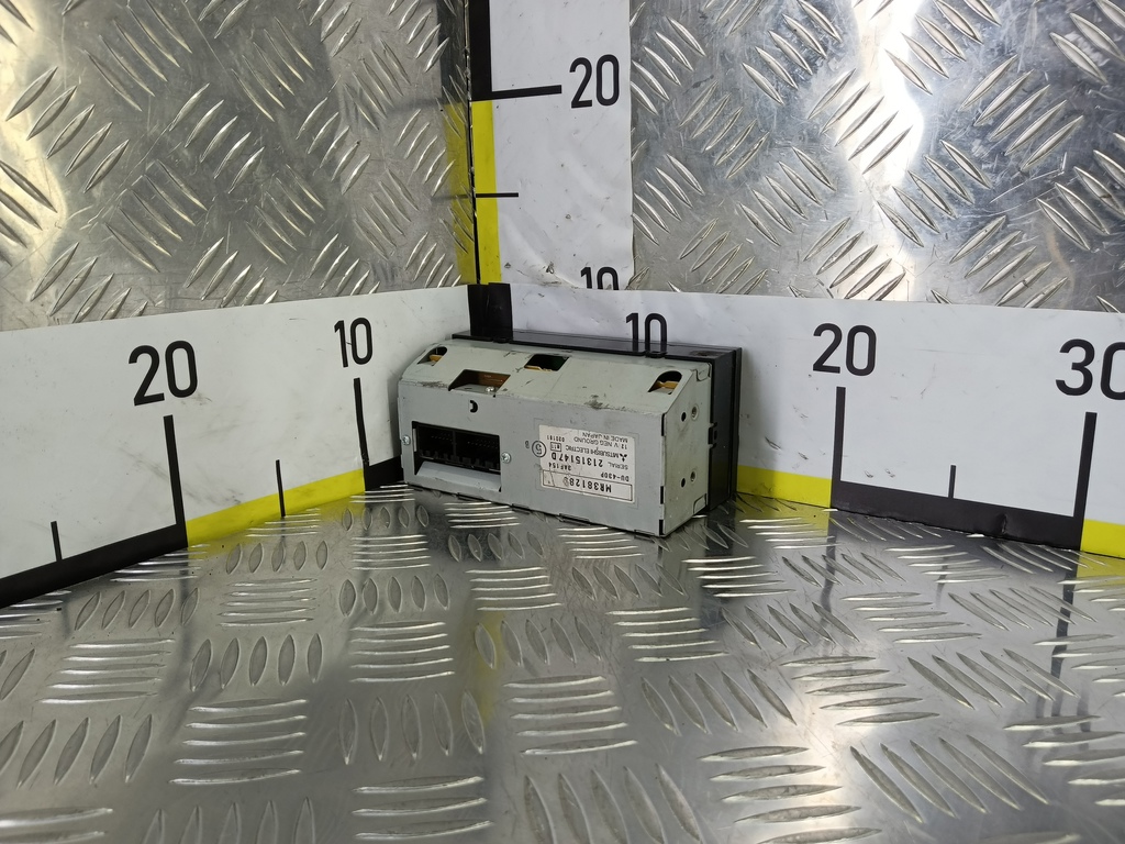 дисплей информационный MITSUBISHI Space Star  MR381289, 1320 рублей, Москва