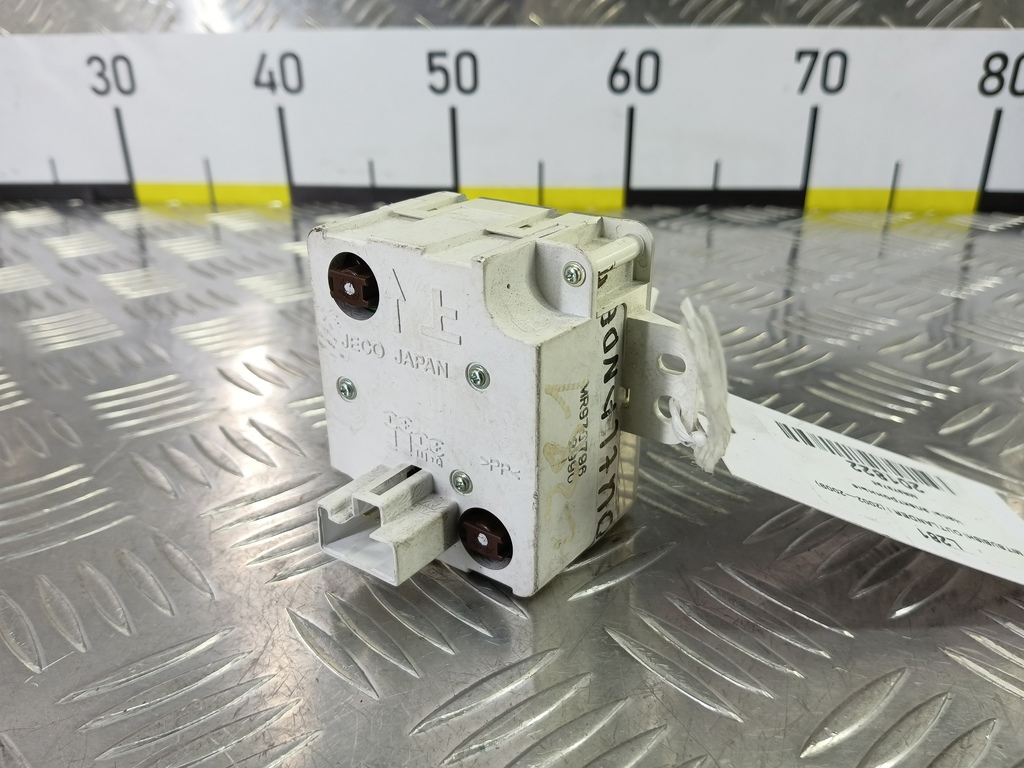 часы электронные MITSUBISHI OUTLANDER  MR979796, 980 рублей, Москва