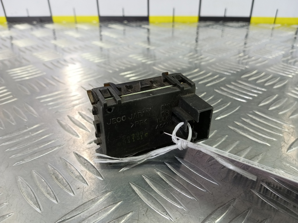 часы электронные SUZUKI Grand Vitara 2.0 MT (128 л.с.)Grand Vitara  I (1997—2001) Внедорожник 3460065D00, 750 рублей, Москва