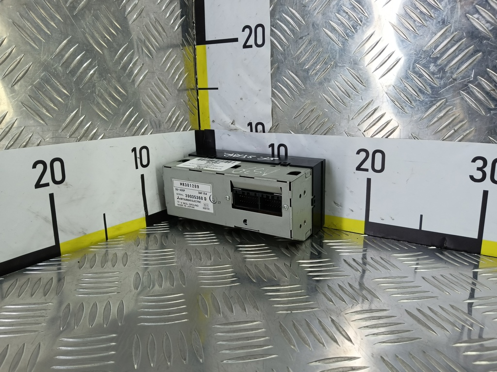 дисплей информационный MITSUBISHI Space Star  MR381289, 1320 рублей, Москва