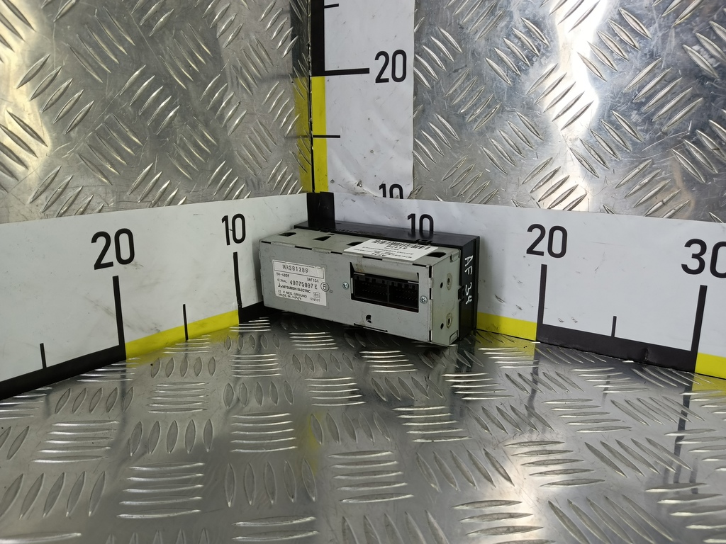 дисплей информационный MITSUBISHI Space Star  MR381289, 1320 рублей, Москва