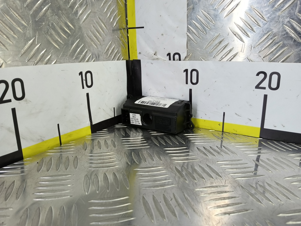 часы электронные LAND ROVER FREELANDER  XQH100102, 3279 рублей, Москва