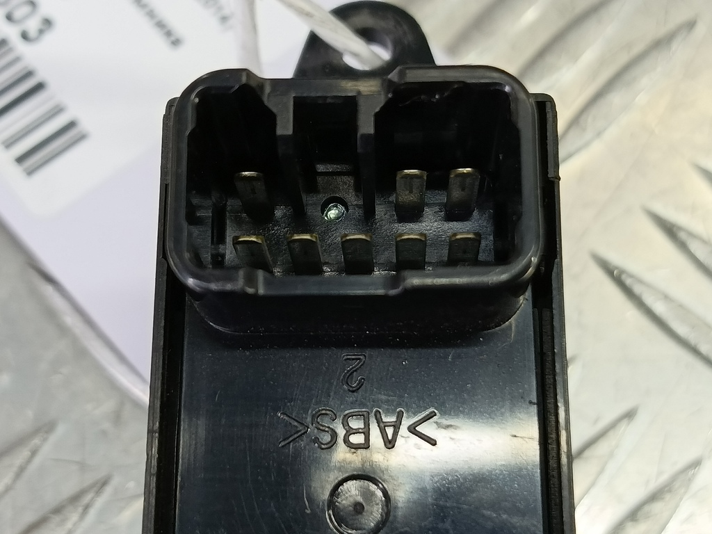 кнопка стеклоподъемника MITSUBISHI L200  2.5 DI-D MT (136 л.с.)L200  IV (2006—2014) Пикап MN179220, 1440 рублей, Москва