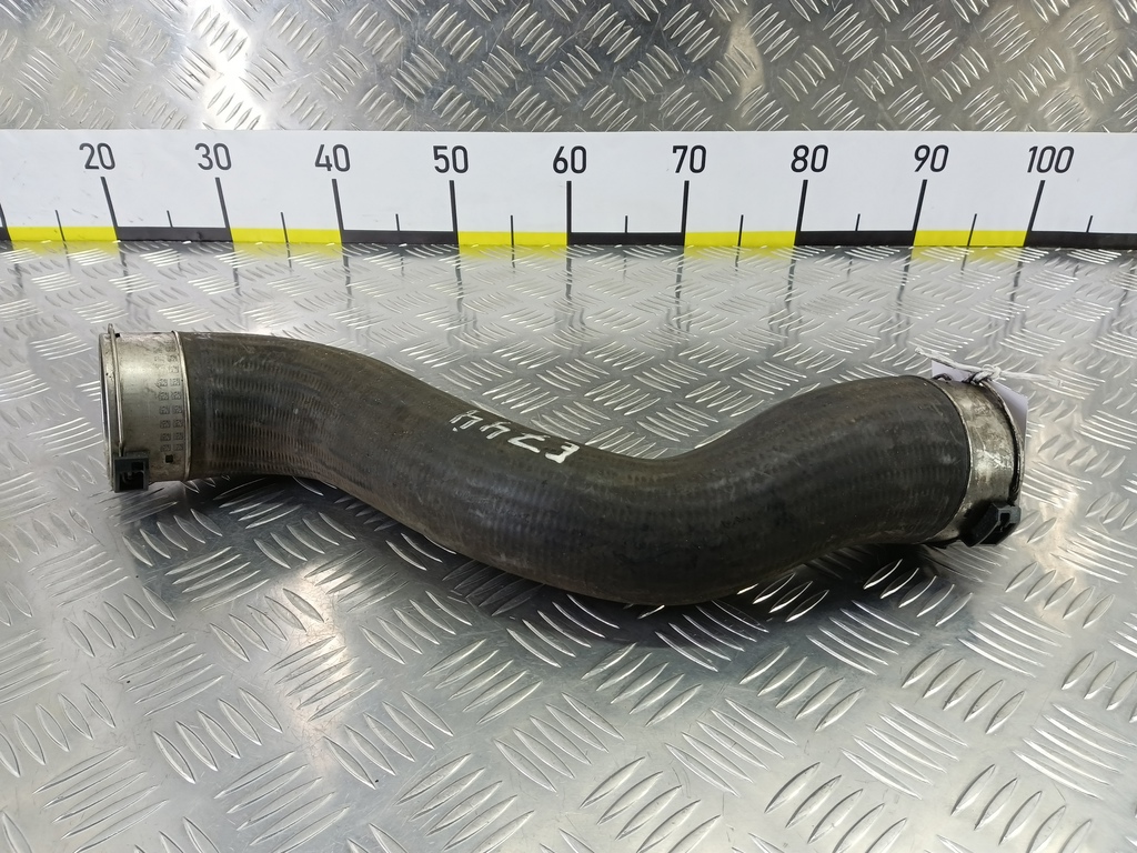 патрубок интеркулера MERCEDES-BENZ E-класс E 220d 2.1 5G-Tronic (170 л.с.)E-класс  W212/S212/C207/A207 (2009—2013) Седан A2045282582, 2700 рублей, Москва