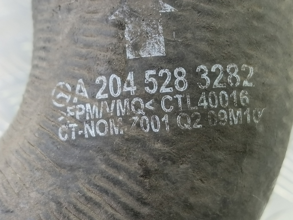 патрубок интеркулера MERCEDES-BENZ E-класс E 220d 2.1 5G-Tronic (170 л.с.)E-класс  W212/S212/C207/A207 (2009—2013) Седан A2045283282, 2700 рублей, Москва