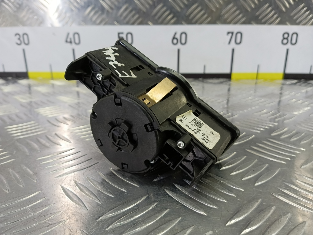 блок управления светом MERCEDES-BENZ E-класс E 220d 2.1 5G-Tronic (170 л.с.)E-класс  W212/S212/C207/A207 (2009—2013) Седан A2129057200, 2700 рублей, Москва