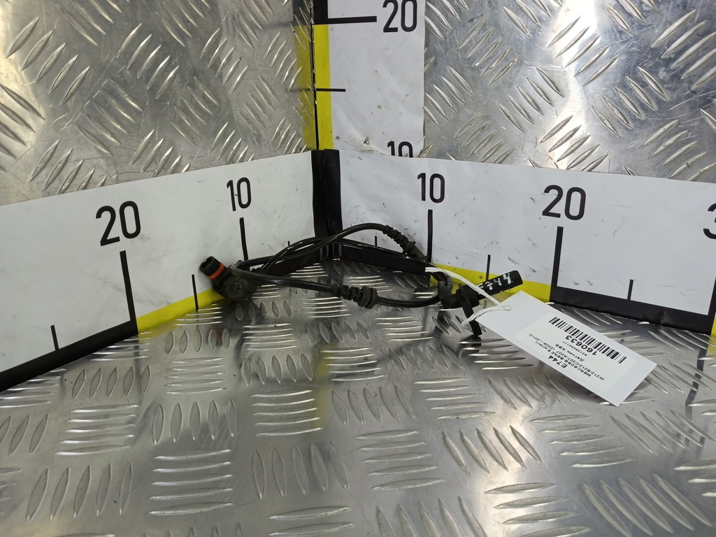 датчик abs MERCEDES-BENZ E-класс E 220d 2.1 5G-Tronic (170 л.с.)E-класс  W212/S212/C207/A207 (2009—2013) Седан A2125400117, 1550 рублей, Москва