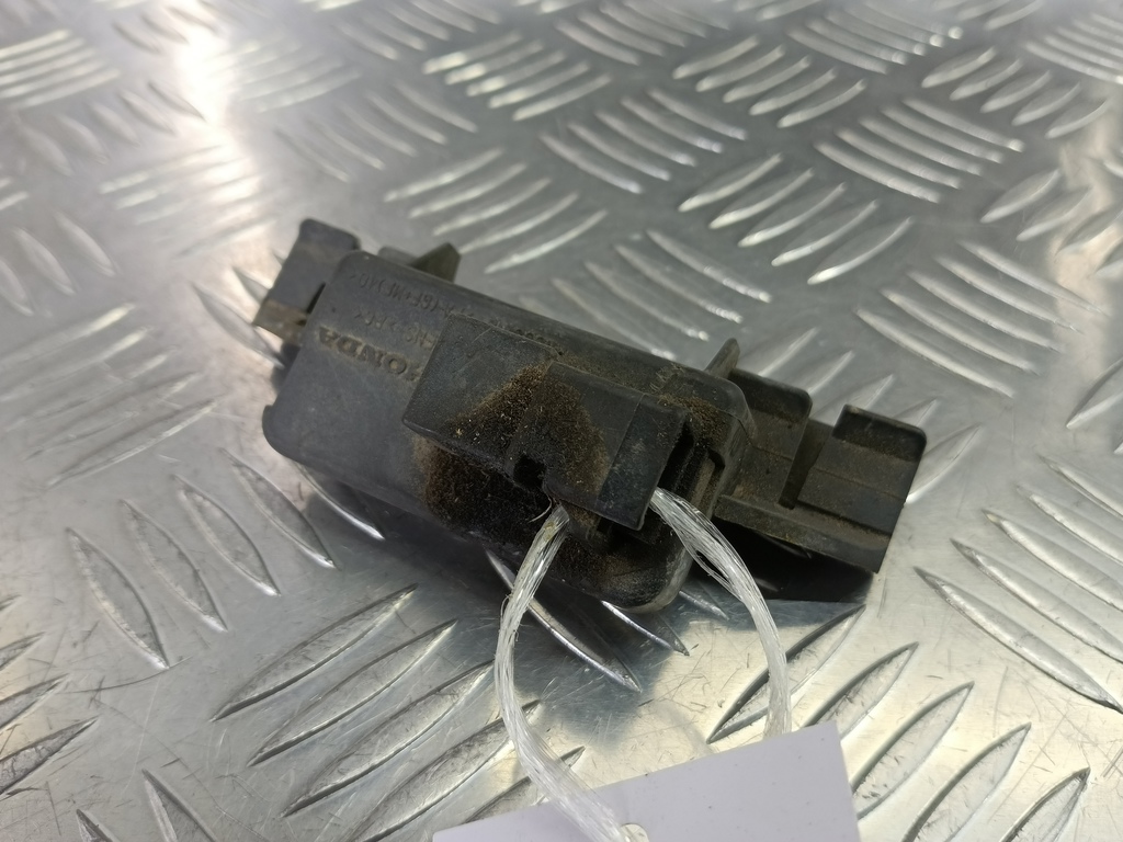 фонарь номерного знака HONDA CR-V 2.0 AT (150 л.с.)CR-V  II (2001—2004) Внедорожник 34102S2K003, 980 рублей, Москва