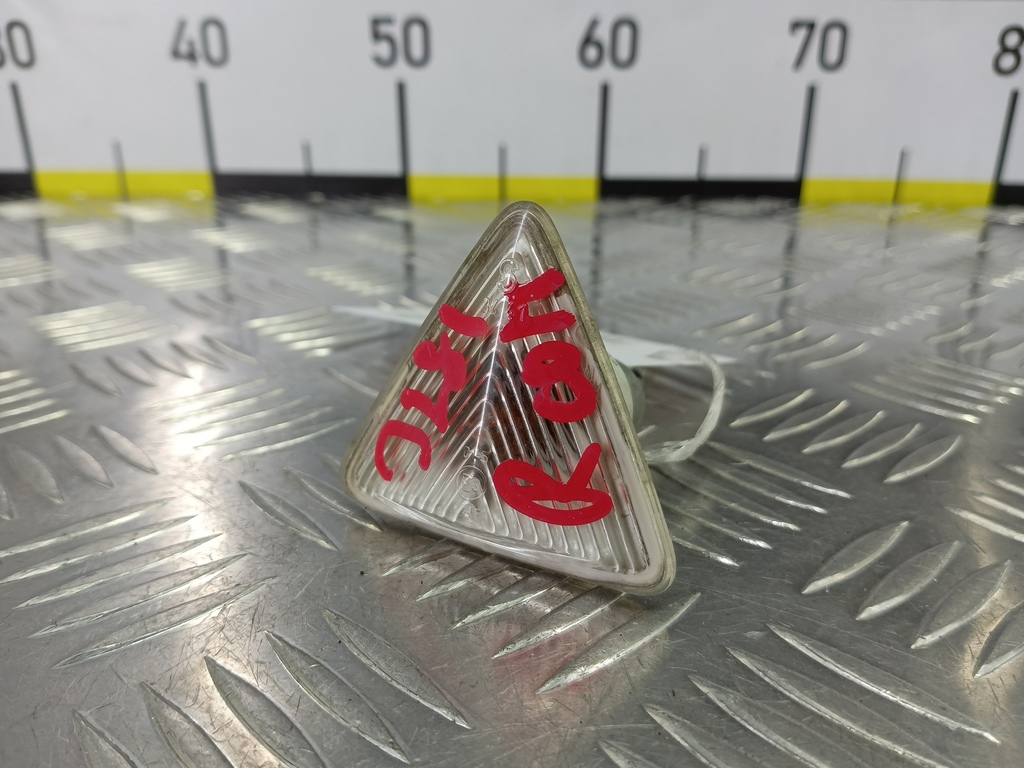 повторитель поворота MITSUBISHI COLT  MR957363, 2130 рублей, Москва