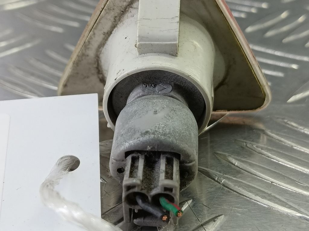 повторитель поворота MITSUBISHI COLT  MR957363, 2130 рублей, Москва