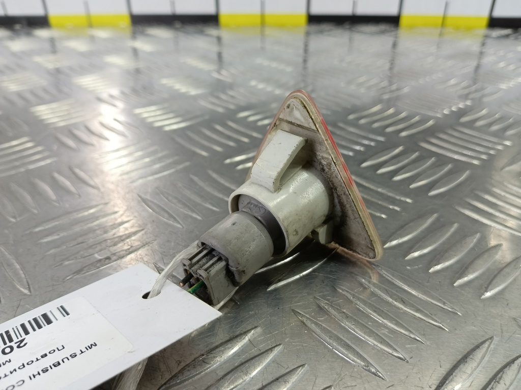 повторитель поворота MITSUBISHI COLT  MR957363, 2130 рублей, Москва