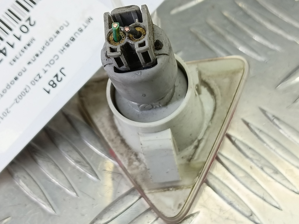 повторитель поворота MITSUBISHI COLT  MR957363, 2130 рублей, Москва