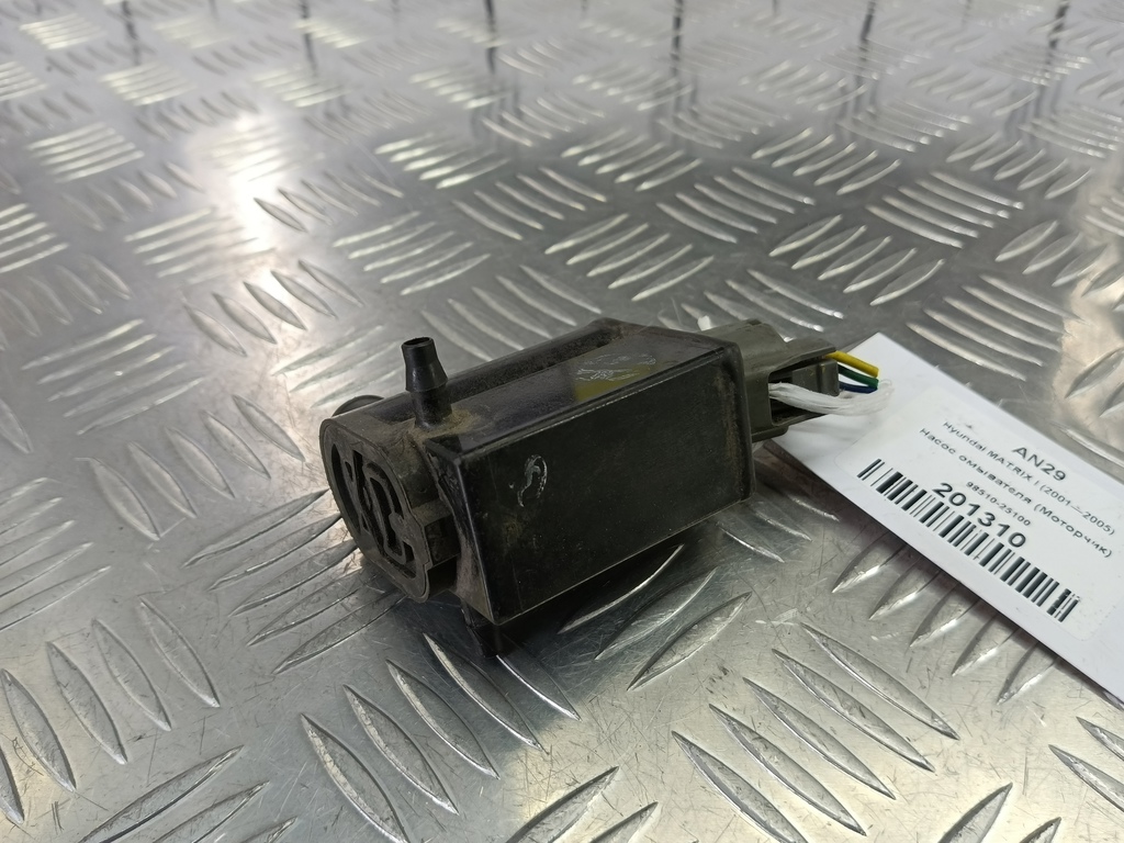 насос омывателя (моторчик) Hyundai MATRIX 1.6 MT (103 л.с.)Matrix  I рестайлинг (2005—2008) Минивэн 98510-25100, 1320 рублей, Москва