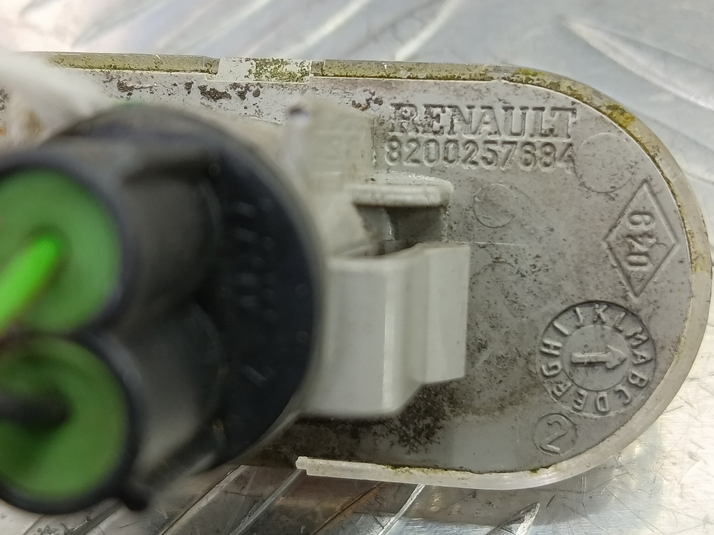 повторитель поворота Renault Duster  8200257684, 520 рублей, Москва