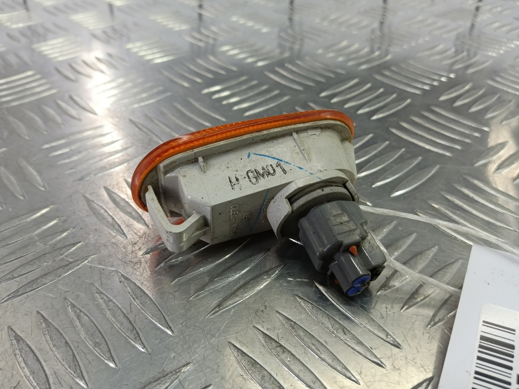 повторитель поворота MITSUBISHI L200   8351A003, 980 рублей, Москва