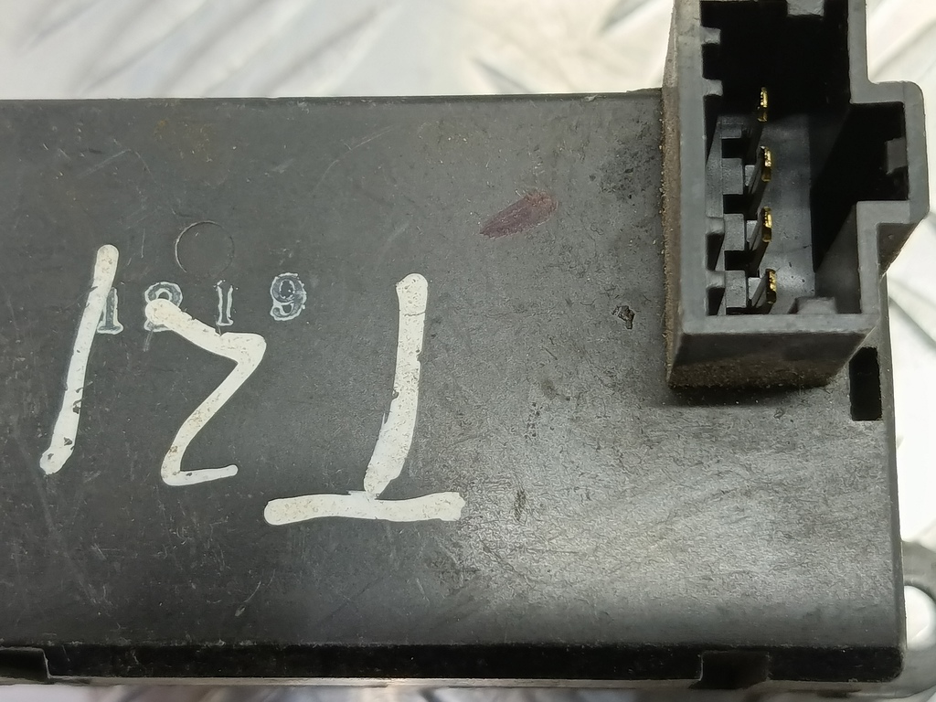 часы электронные HONDA HR-V 1.6 CVT (105 л.с.)HR-V  GH рестайлинг (2001—2006) Внедорожник 39700S2HG01, 520 рублей, Москва