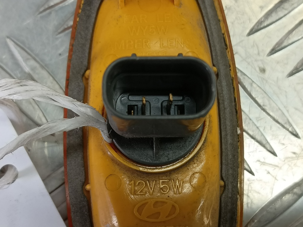 повторитель поворота Hyundai SANTA FE  92305-26000, 1320 рублей, Москва