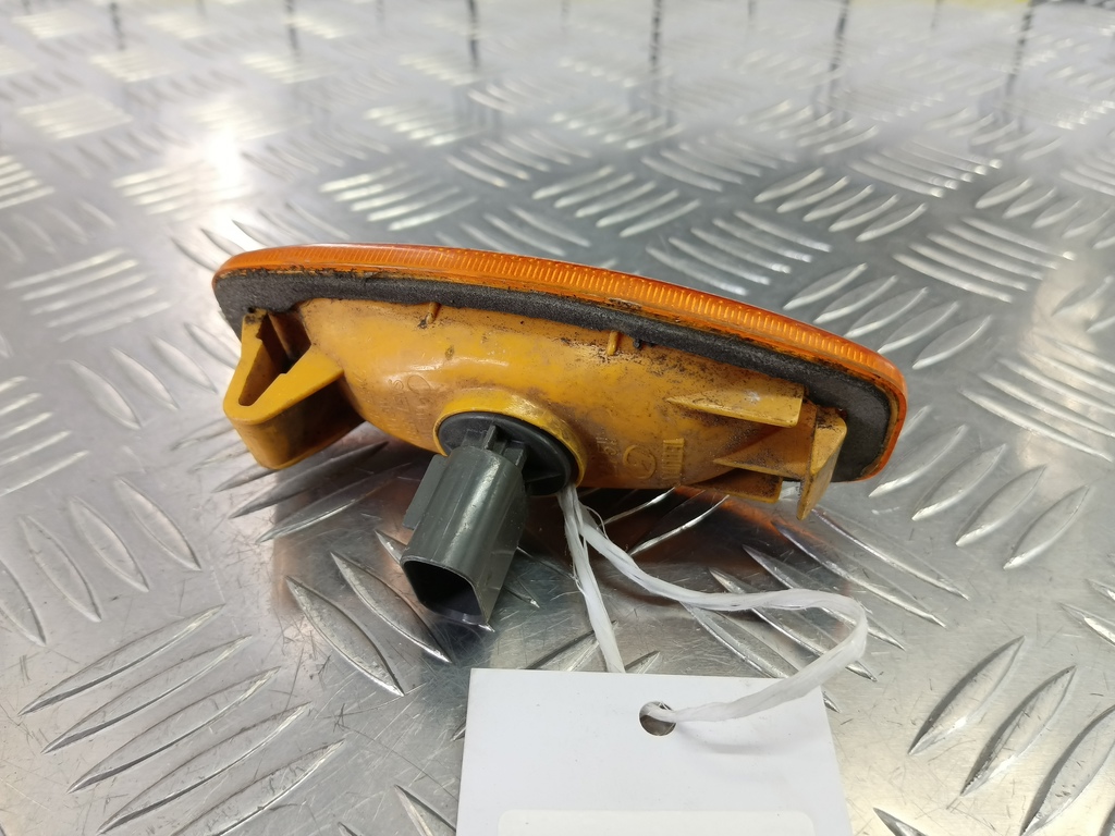 повторитель поворота Hyundai SANTA FE  92305-26000, 1320 рублей, Москва