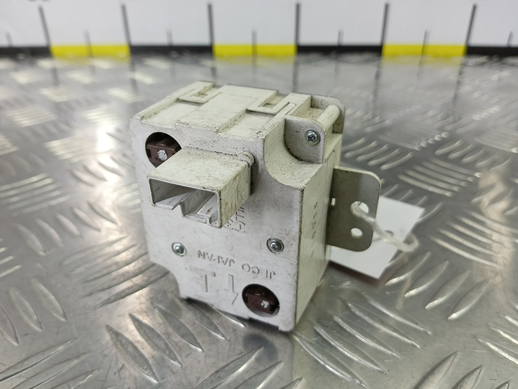 часы электронные MITSUBISHI OUTLANDER  MR979796, 980 рублей, Москва