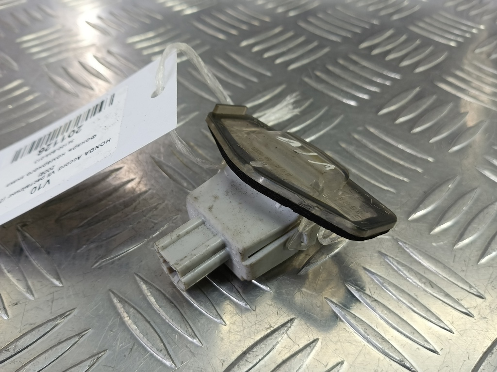 фонарь номерного знака HONDA Accord 2.4 MT (190 л.с.)Accord  VII (2002—2006) Седан 34100-S0A-013, 520 рублей, Москва