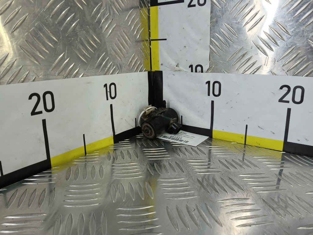 насос омывателя (моторчик) SUZUKI Grand Vitara 2.0 4WD MT (140 л.с.)Grand Vitara  II (2005—2008) Внедорожник 38410-65J00, 1440 рублей, Москва