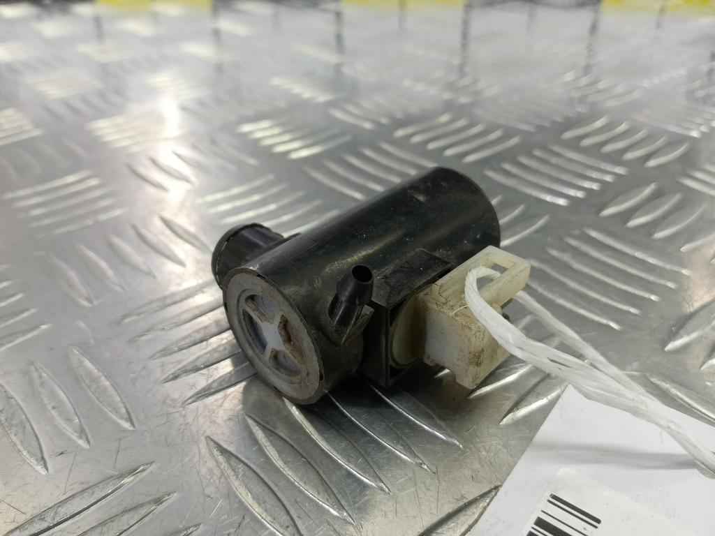 насос омывателя (моторчик) SUZUKI Grand Vitara 2.0 4WD MT (140 л.с.)Grand Vitara  II (2005—2008) Внедорожник 38410-65J00, 1440 рублей, Москва