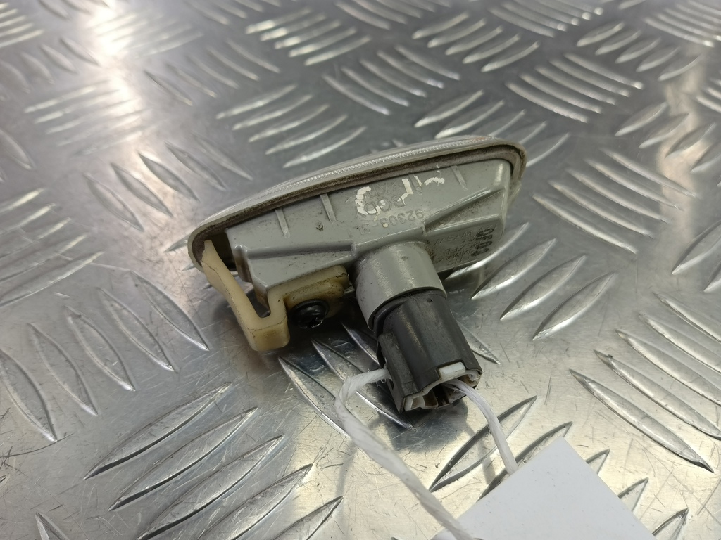 повторитель поворота Kia Ceed  92303-3L100, 980 рублей, Москва