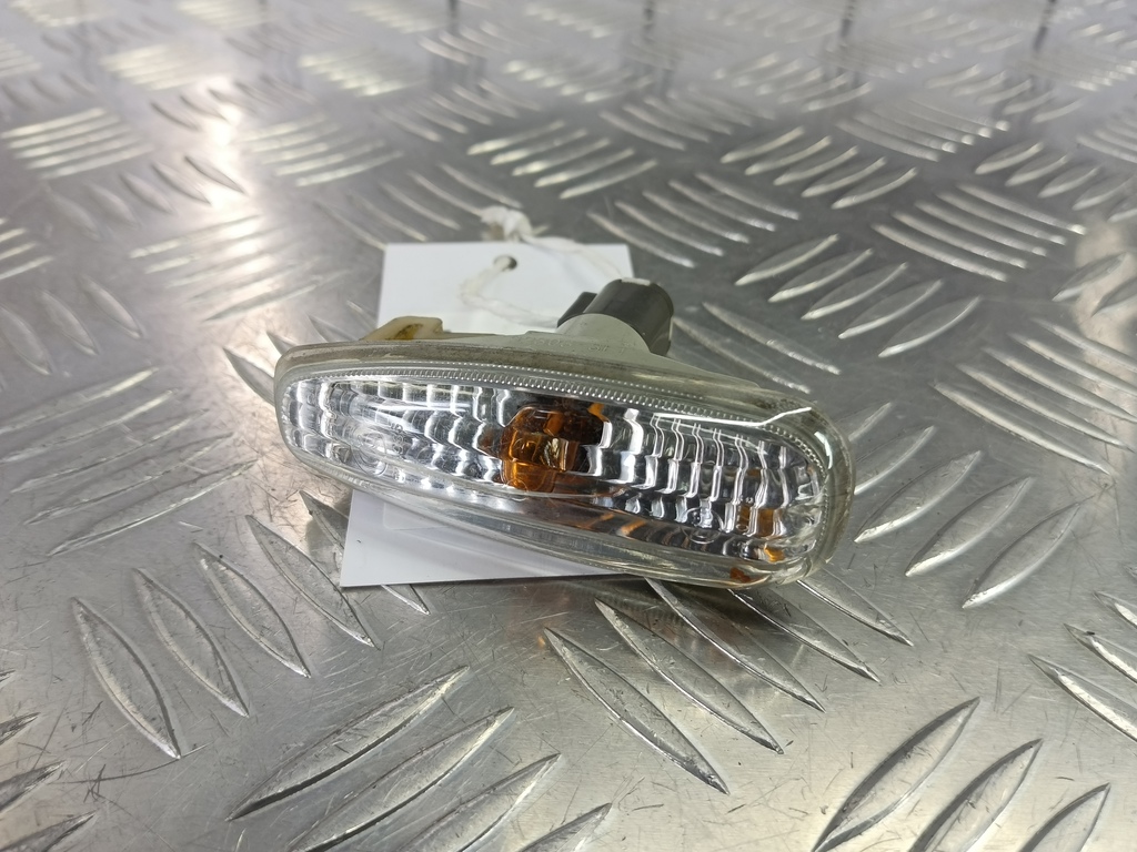 повторитель поворота Kia Ceed  92303-3L100, 980 рублей, Москва