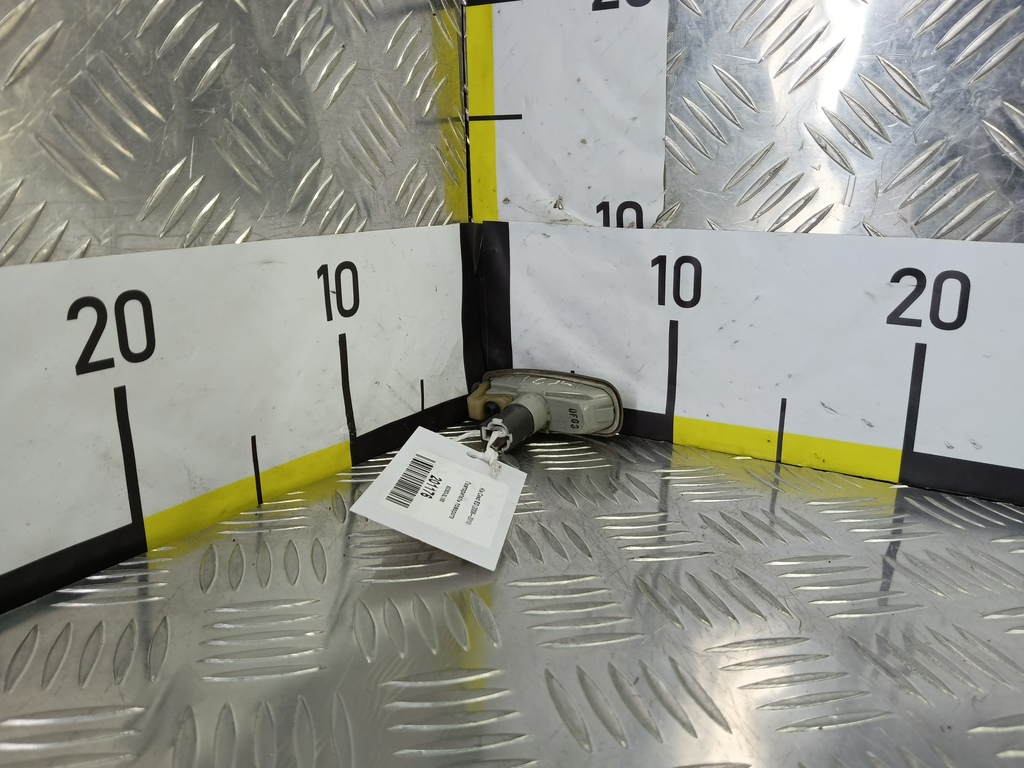 повторитель поворота Kia Ceed  92303-3L100, 980 рублей, Москва