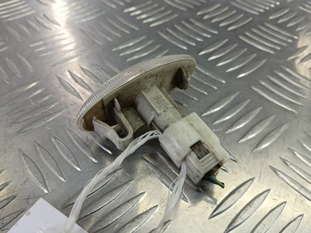 повторитель поворота SUZUKI Grand Vitara  36410-63J20, 980 рублей, Москва