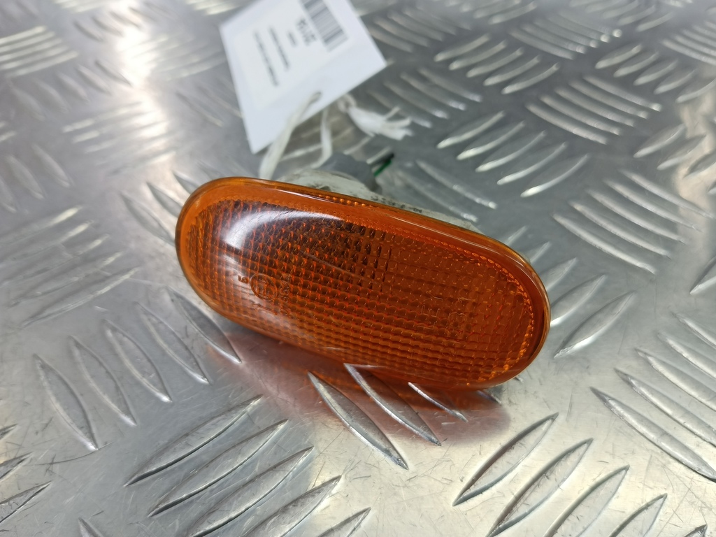 повторитель поворота MITSUBISHI L200   8351A003, 980 рублей, Москва