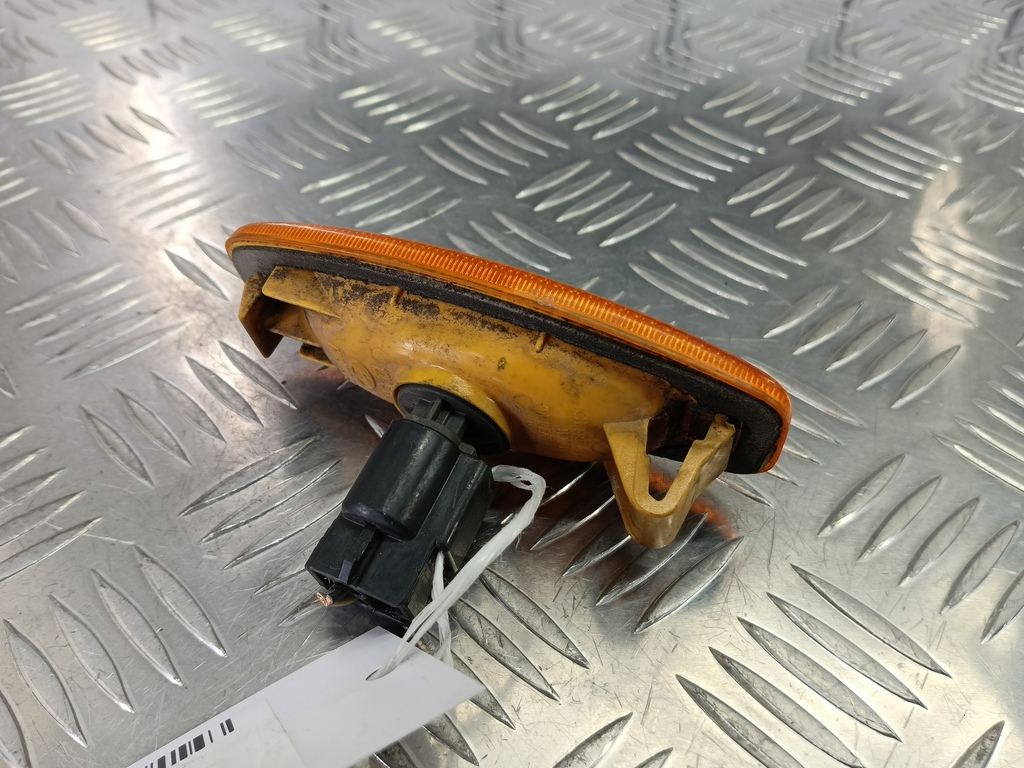 повторитель поворота Hyundai SANTA FE  92305-26000, 1320 рублей, Москва