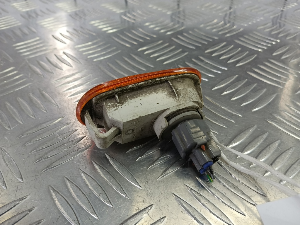 повторитель поворота MITSUBISHI L200   8351A003, 980 рублей, Москва