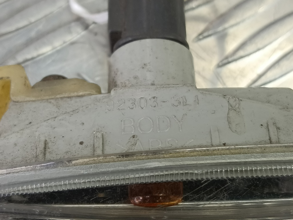 повторитель поворота Kia Ceed  92303-3L100, 980 рублей, Москва