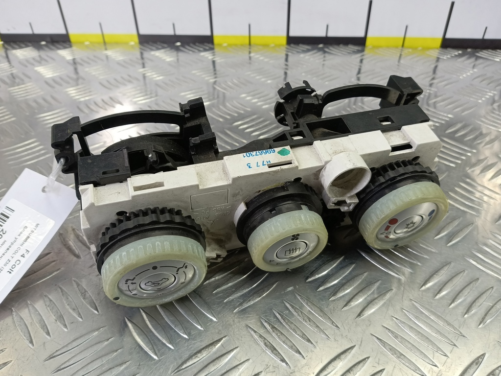 блок управления печкой MITSUBISHI COLT  MN164569, 1780 рублей, Москва