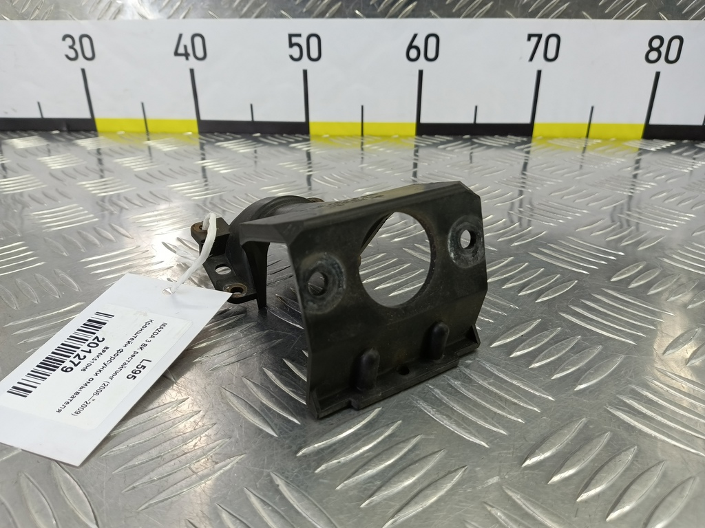 кронштейн форсунки омывателя MAZDA 3 2.0 MT (150 л.с.)3  BK (2003—2006) Седан BP4K510H6, 1320 рублей, Москва